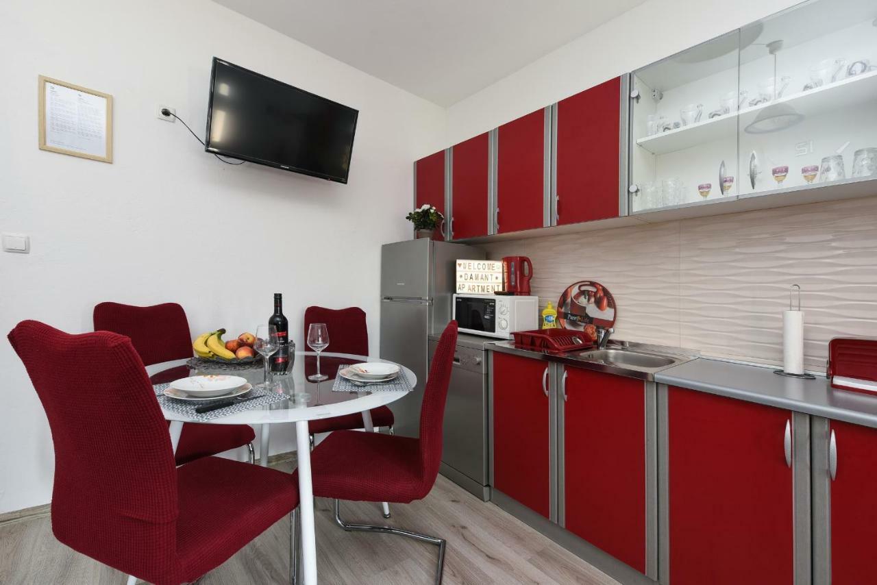 Apartmani Damant 자다르 외부 사진