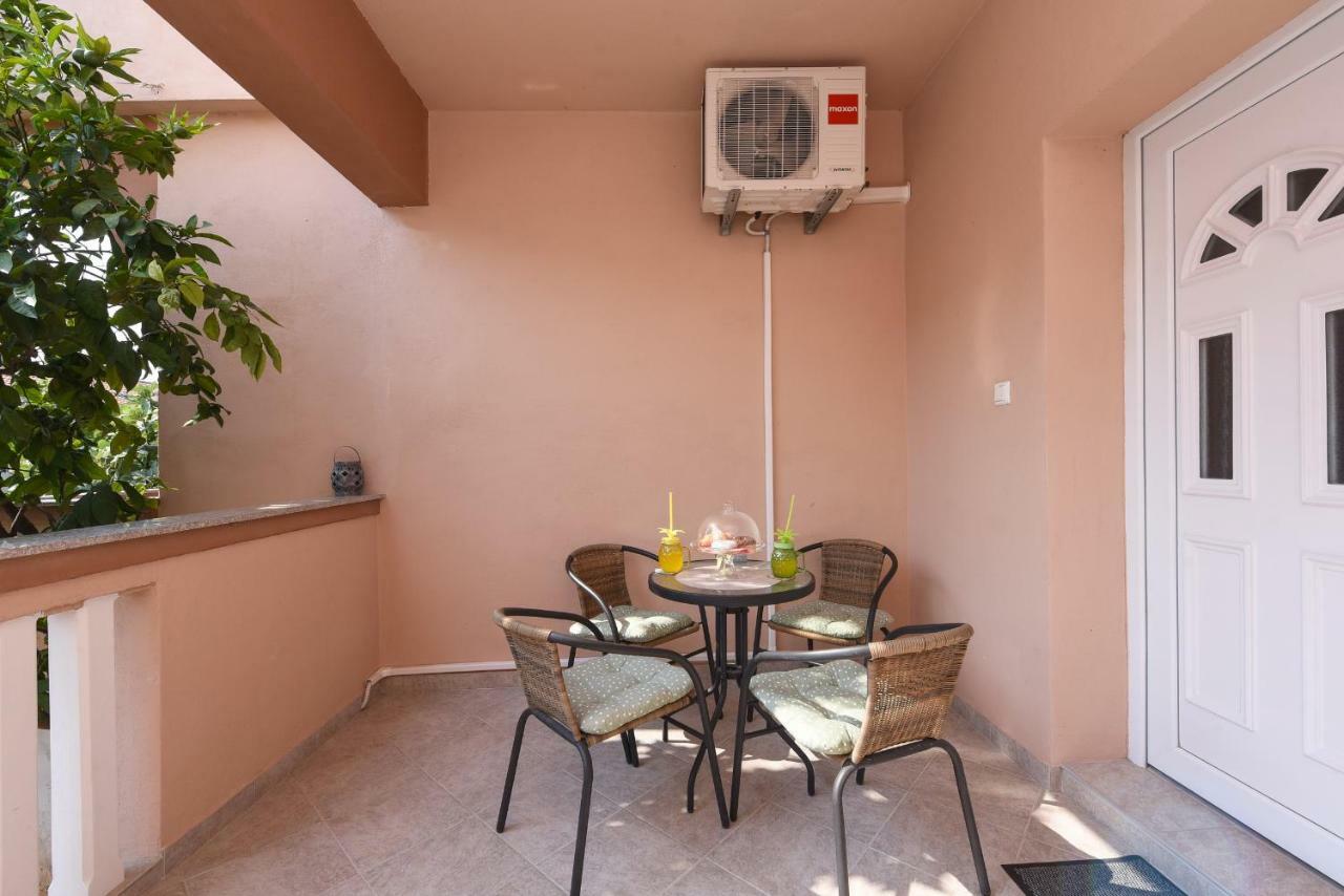 Apartmani Damant 자다르 외부 사진
